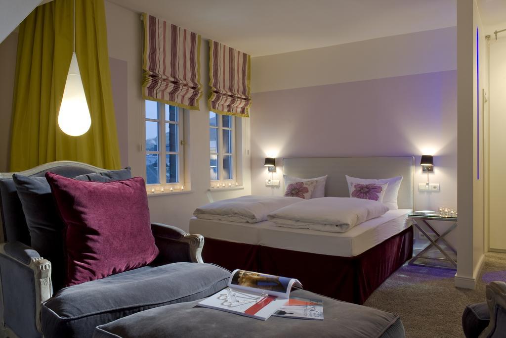 Romantik Jugendstilhotel Bellevue Трабен-Трарбах Экстерьер фото